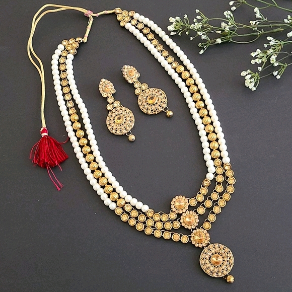 Jewelry - Necklace Set NIB